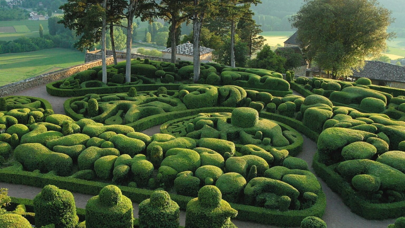 Discovering Tranquility in Valletta’s Gardens and Green Spaces